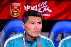 东体：国足人才厚度不够，中生代成熟球员未比年轻球员高出一