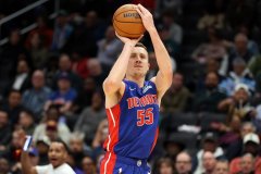追梦：NFL踢球手我只选邓肯·罗宾逊 他只需上场完成得分这一件