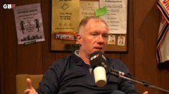 斯科尔斯:夏窗引援根本没让曼联变强 卡里克私下肯定觉得被辜