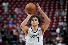 卢：我们会给5号秀瓦格勒很多持球机会 他是一个出色的挡拆球
