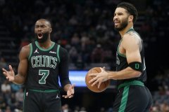 比尔·西蒙斯：杰伦·布朗2024年本不配当选FMVP 评委人数太少了